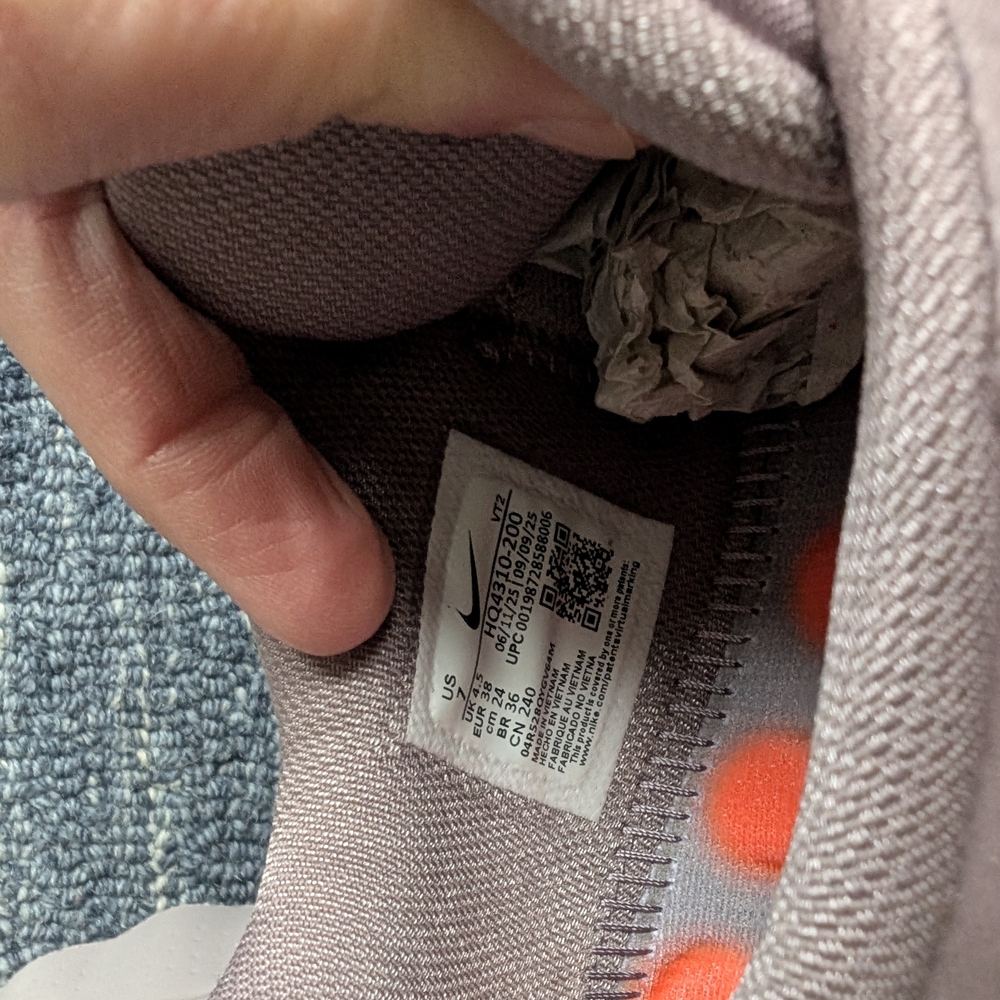 Nike Mind Sneakers Sz 7 *BRAND NEW* - Picture 5 of 7